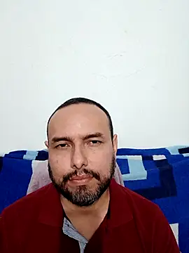 Snapshot of ElSunEagle chatting on 03-04-26, 01:57 ElSunEagle online show from 03-04-26, 01:57