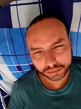 Snapshot of ElSunEagle chatting on 02-23-26, 05:02 ElSunEagle online show from 02-23-26, 05:02