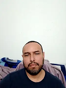 Snapshot of ElSunEagle chatting on 02-25-26, 01:28 ElSunEagle online show from 02-25-26, 01:28