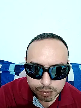 Snapshot of ElSunEagle chatting on 03-15-26, 10:06 ElSunEagle online show from 03-15-26, 10:06