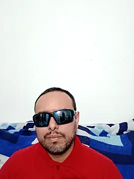 Snapshot of ElSunEagle chatting on 03-25-26, 02:12 ElSunEagle online show from 03-25-26, 02:12