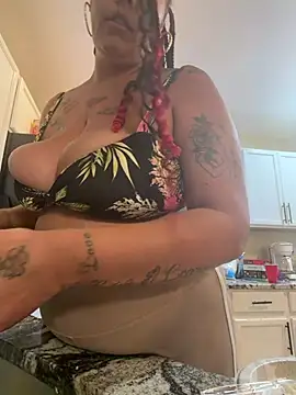 Snapshot of Exotickittykatt chatting on 06-21-26, 03:34 Exotickittykatt online show from 06-21-26, 03:34