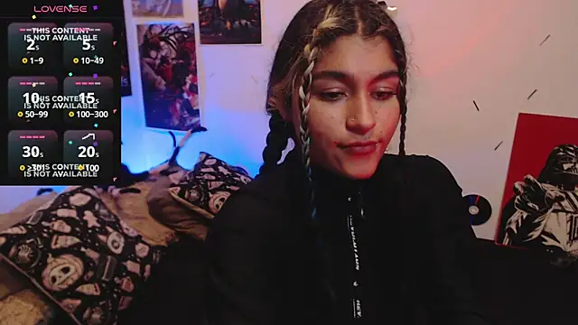 Snapshot of abril666 chatting on 03-19-25, 10:53 abril666 online show from 03-19-25, 10:53