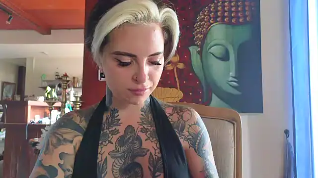 Snapshot of Rubyrichhxo chatting on 03-22-26, 09:33 Rubyrichhxo online show from 03-22-26, 09:33