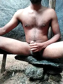 Snapshot of Danu_69 chatting on 06-30-26, 04:01 Danu 69 online show from 06-30-26, 04:01