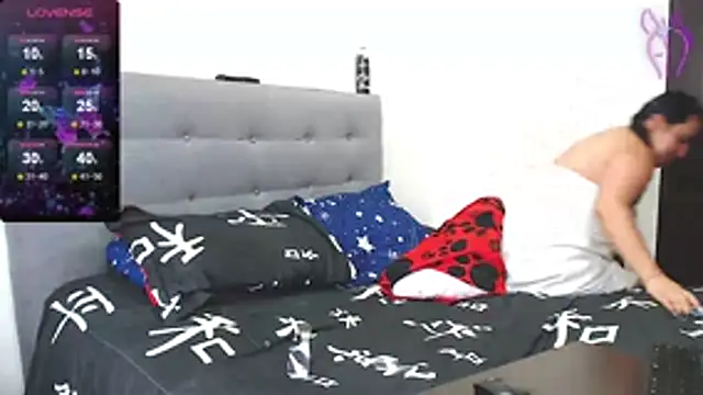 Snapshot of MagicStephany_ chatting on 02-10-26, 12:26 MagicStephany online show from 02-10-26, 12:26