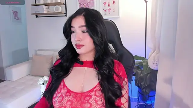 Snapshot of Abbye_blue01 chatting on 05-08-26, 11:52 Abbye blue01 online show from 05-08-26, 11:52