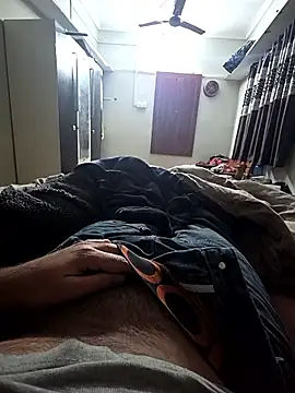 Snapshot of Amaze_Boy chatting on 01-12-26, 07:42 Amaze Boy online show from 01-12-26, 07:42