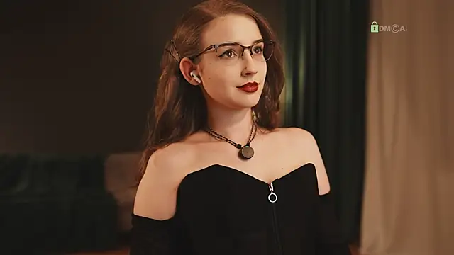Snapshot of steffania- chatting on 07-24-26, 10:28 steffania- online show from 07-24-26, 10:28