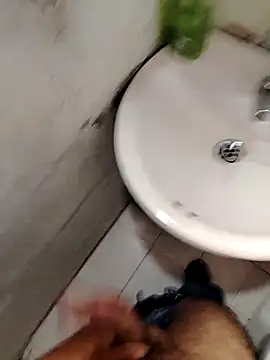 Danielitohot23cm online show from 11-04-25, 09:18