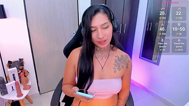 LouaneBourVip online show from 12-14-25, 11:43