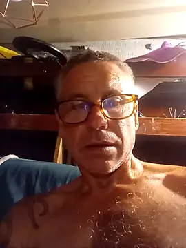Snapshot of Pcsammy73 chatting on 09-14-25, 05:52 Pcsammy73 online show from 09-14-25, 05:52