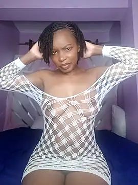 Pretty-queen123 online show from 10-09-25, 03:51