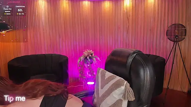 CorinneRusso online show from 12-15-25, 05:46