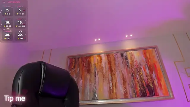 CorinneRusso online show from 06-11-26, 12:57