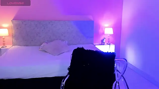 BlakmillerrGilson online show from 10-20-25, 07:47