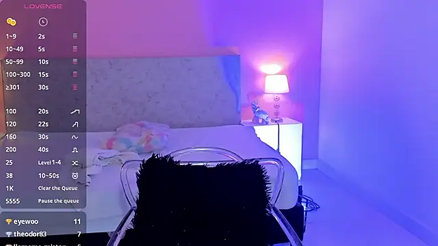 BlakmillerrGilson online show from 11-11-25, 07:41