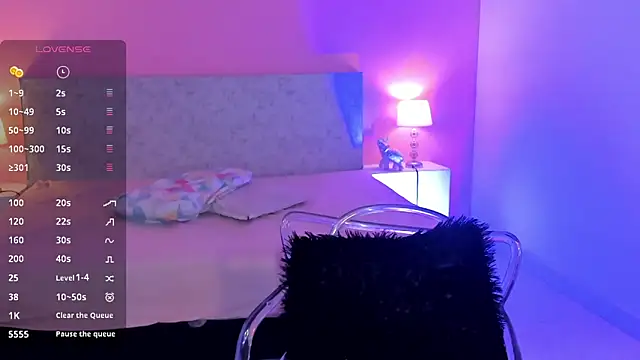 BlakmillerrGilson online show from 11-08-25, 07:39