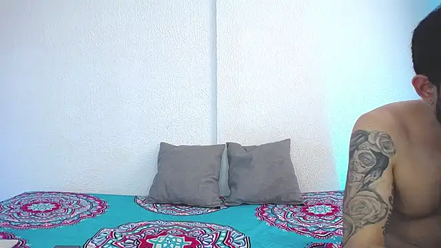  joanne and oliver  online show from 12-12-24, 08:32