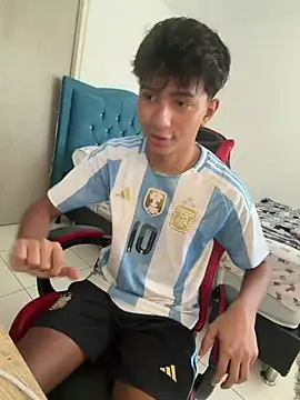 Leonarrrd 01 online show from 03-31-26, 10:23