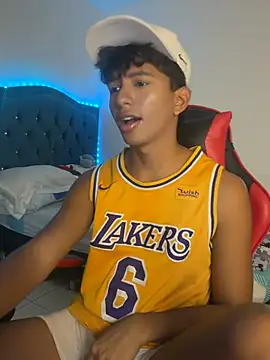 Leonarrrd 01 online show from 02-02-26, 01:26