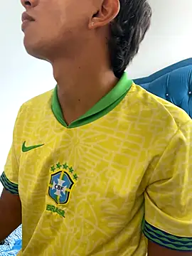 Leonarrrd 01 online show from 10-12-25, 07:37