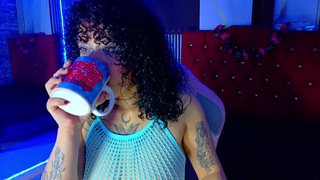 miahernadez303av online show from 03-10-26, 05:22