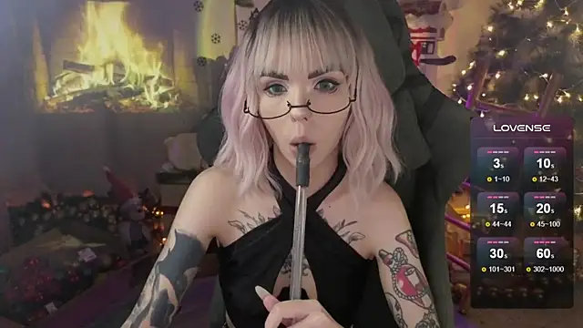 Snapshot of Kerry_Kirk chatting on 01-18-26, 07:50 Kerry Kirk online show from 01-18-26, 07:50