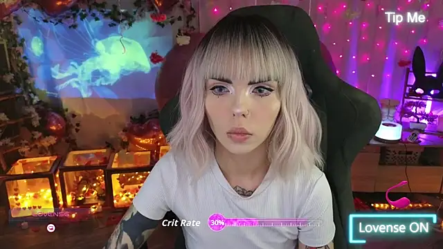 Snapshot of Kerry_Kirk chatting on 03-02-26, 07:54 Kerry Kirk online show from 03-02-26, 07:54