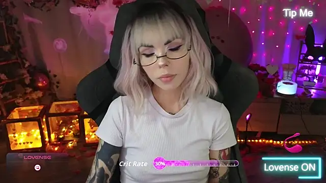 Snapshot of Kerry_Kirk chatting on 02-23-26, 09:37 Kerry Kirk online show from 02-23-26, 09:37