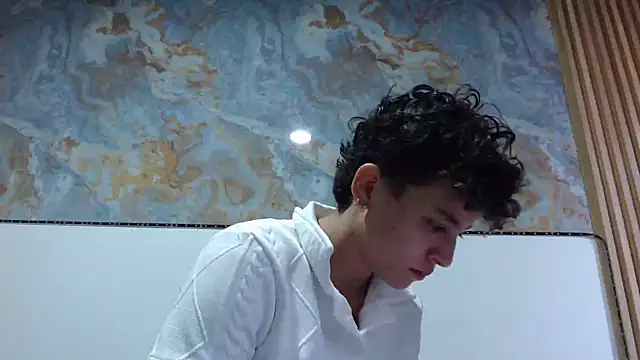 Snapshot of Antonella_Cruz02 chatting on 10-06-25, 12:28 Antonella Cruz02 online show from 10-06-25, 12:28