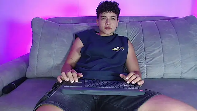 Antonella Cruz02 online show from 07-25-26, 10:49