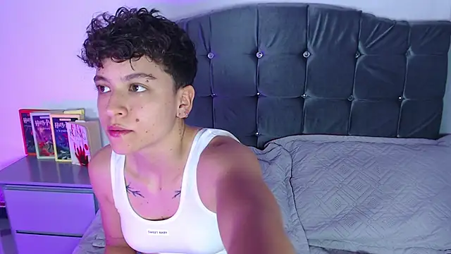 Antonella Cruz02 online show from 07-19-26, 01:25