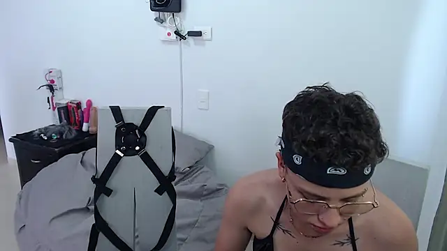 Snapshot of Antonella_Cruz02 chatting on 03-16-25, 08:10 Antonella Cruz02 online show from 03-16-25, 08:10