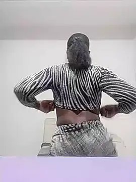 Snapshot of halana_heredia chatting on 10-07-25, 01:34 halana heredia online show from 10-07-25, 01:34