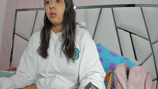  aurora18  online show from 04-11-26, 03:03