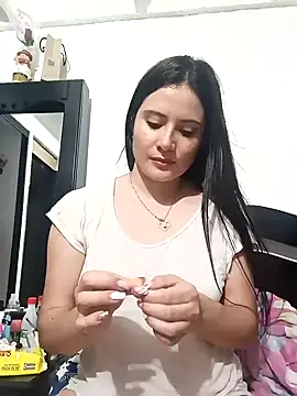 Snapshot of Zoe_Clark_ chatting on 01-14-25, 05:19 Zoe Clark  online show from 01-14-25, 05:19