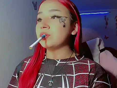 madisonx17 online show from 10-28-25, 11:47