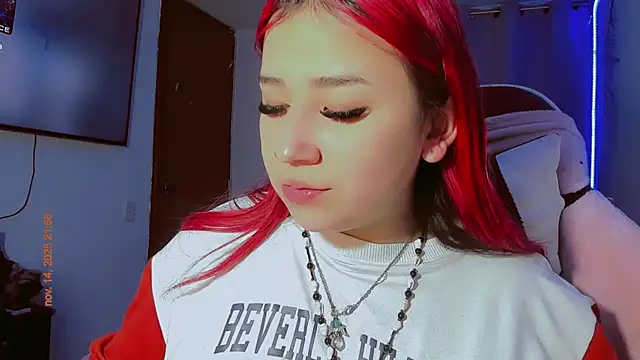 madisonx17 online show from 11-15-25, 02:59