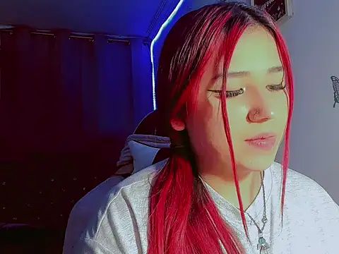 madisonx17 online show from 11-09-25, 12:14