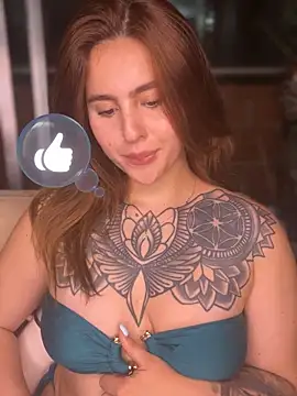 Snapshot of ValerieHilton chatting on 02-16-25, 12:41 ValerieHilton online show from 02-16-25, 12:41