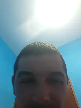 Snapshot of bigruyter chatting on 10-25-25, 06:41 bigruyter online show from 10-25-25, 06:41