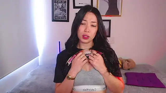 lilyy evanss online show from 03-22-25, 07:09