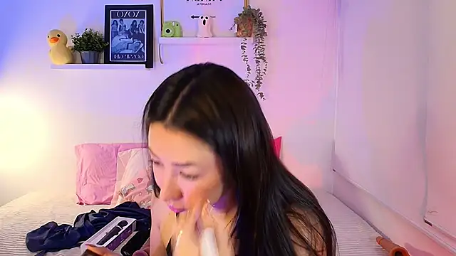 lilyy evanss online show from 11-22-25, 11:25