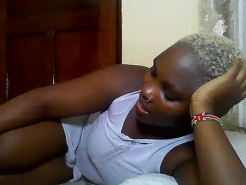 Snapshot of SexyKimberly23 chatting on 04-17-26, 08:22 SexyKimberly23 online show from 04-17-26, 08:22
