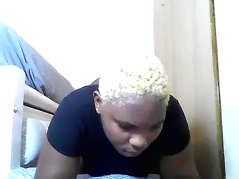Snapshot of SexyKimberly23 chatting on 06-11-26, 06:21 SexyKimberly23 online show from 06-11-26, 06:21