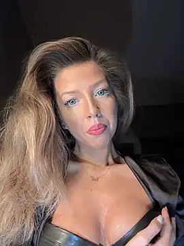 Snapshot of SonyaD_ chatting on 03-12-25, 02:52 SonyaD  online show from 03-12-25, 02:52