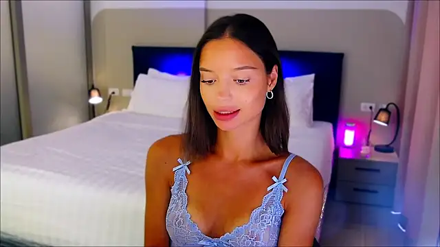 wow Mia online show from 02-20-25, 02:18