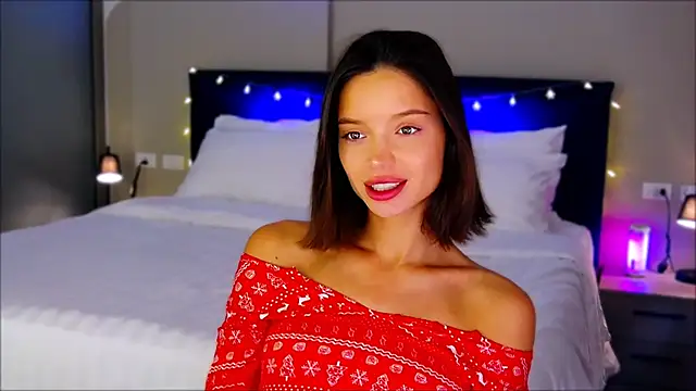 wow Mia online show from 12-12-24, 02:48