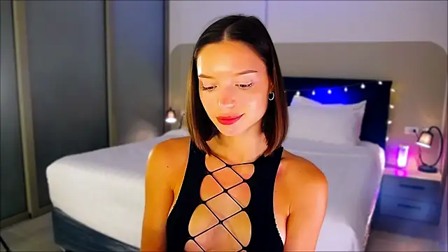 wow Mia online show from 12-15-24, 02:41